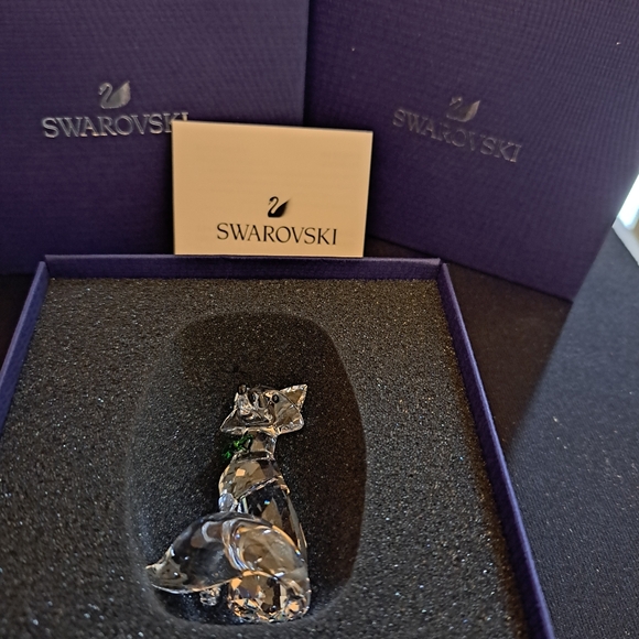 NEW  Swarovski SCS Arctic Fox 2019 in box with COA RARE 5488902 - Picture 4 of 7